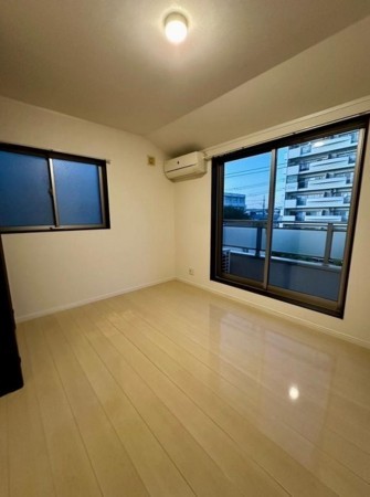 大阪市鶴見区茨田大宮、中古一戸建ての子ども部屋画像です