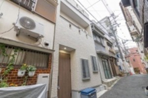大阪市都島区中野町、中古一戸建ての外観画像です