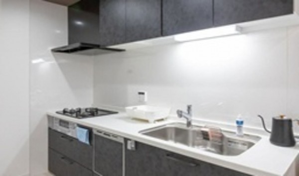 大阪市都島区中野町、中古一戸建てのキッチン画像です