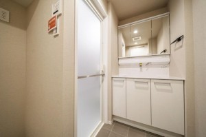 大阪市城東区古市、マンションの洗面画像です
