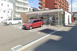 大阪市都島区高倉町、マンションのコンビニ画像です