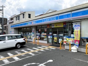 大阪市城東区関目、マンションのコンビニ画像です