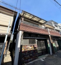 大阪市鶴見区鶴見、中古一戸建ての外観画像です