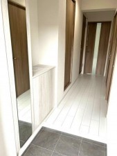 大阪市鶴見区横堤、マンションの玄関画像です