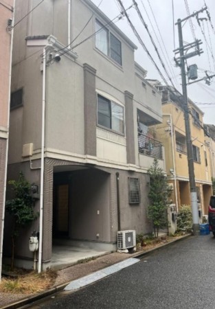 大阪市鶴見区浜、中古一戸建ての外観画像です