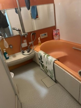 大阪市鶴見区浜、中古一戸建ての風呂画像です