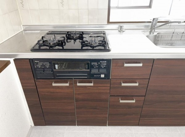 大阪市鶴見区今津北、マンションのキッチン画像です