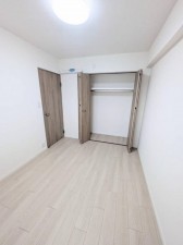 大阪市東成区中本、マンションの寝室画像です