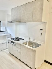 大阪市旭区高殿、マンションのキッチン画像です