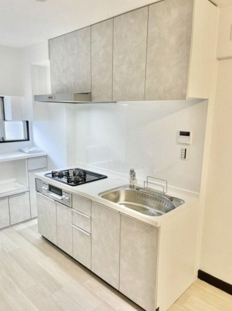 大阪市旭区高殿、マンションのキッチン画像です