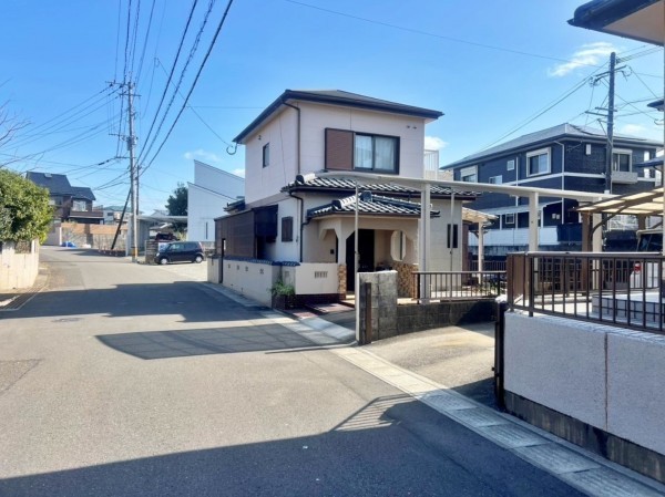 宮崎市月見ケ丘、中古一戸建ての画像です