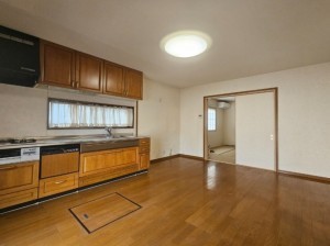 大阪市鶴見区横堤、中古一戸建てのキッチン画像です