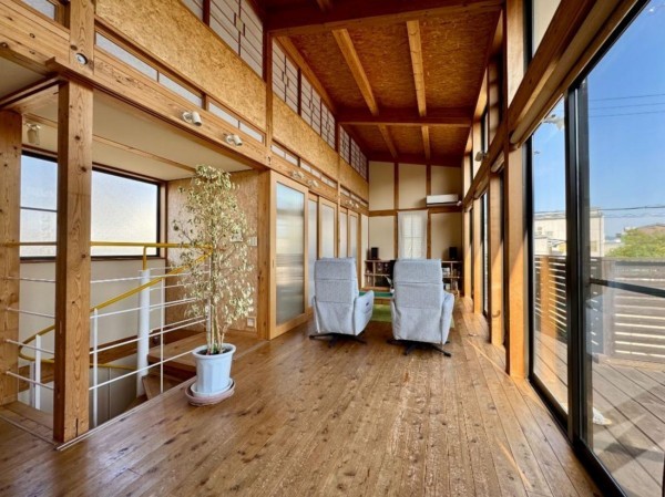大阪市城東区天王田、中古一戸建ての居間画像です