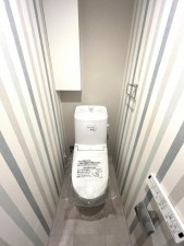 大阪市旭区高殿、マンションのトイレ画像です