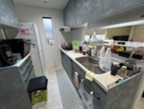 大阪市東成区深江南、中古一戸建てのキッチン画像です