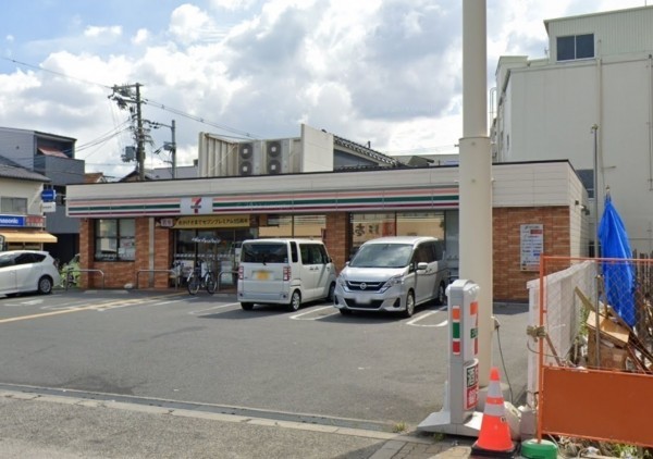 大阪市東成区深江南、中古一戸建てのコンビニ画像です