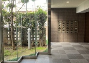 大阪市都島区都島中通、マンションのエントランス画像です
