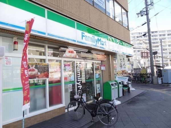 大阪市城東区成育、マンションのコンビニ画像です
