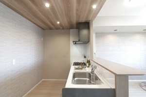 大阪市鶴見区今津北、マンションのキッチン画像です