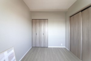 大阪市鶴見区今津北、マンションの子ども部屋画像です