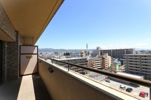 大阪市鶴見区今津北、マンションのバルコニー画像です