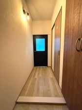大阪市旭区新森、マンションの玄関画像です