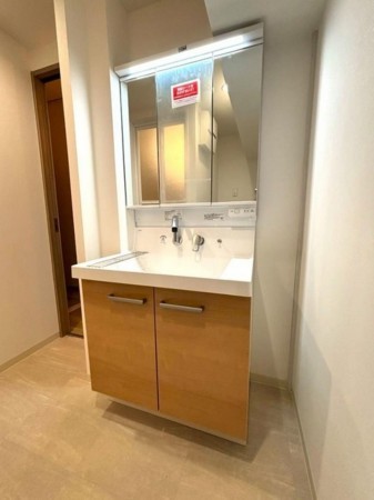 大阪市旭区新森、マンションの洗面画像です
