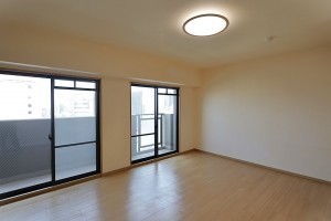 大阪市東成区玉津、マンションの寝室画像です