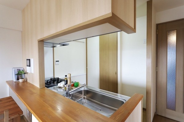 大阪市東成区玉津、マンションのキッチン画像です