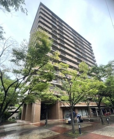 大阪市城東区新喜多東、マンションの外観画像です