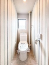 大阪市都島区友渕町、マンションのトイレ画像です