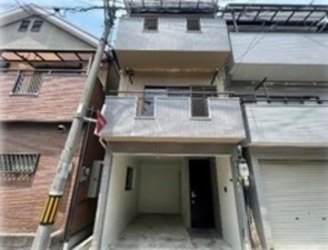 大阪市城東区中浜、中古一戸建ての外観画像です