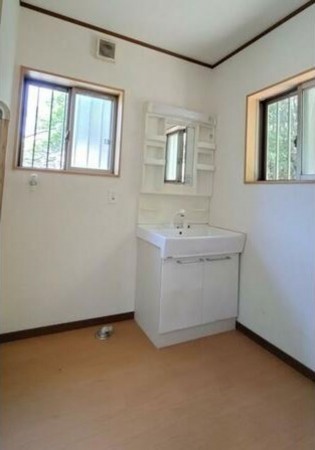 宮崎市鏡洲、中古一戸建ての画像です