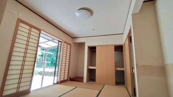 宮崎市鏡洲、中古一戸建ての画像です
