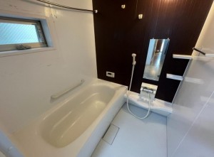 大阪市生野区田島、中古一戸建ての風呂画像です