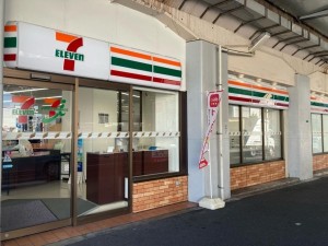 大阪市都島区片町、マンションのコンビニ画像です