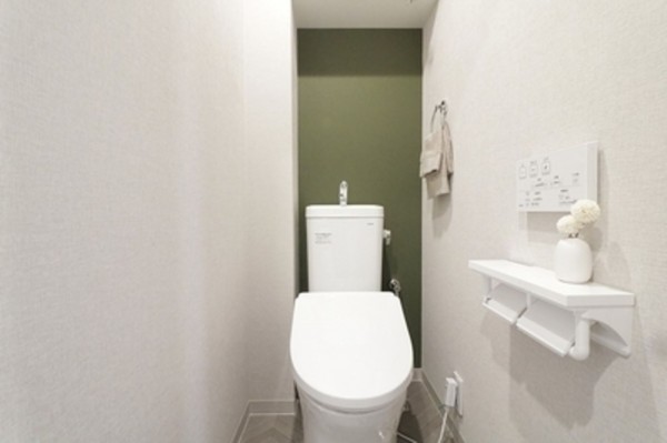 大阪市鶴見区諸口、マンションのトイレ画像です