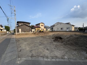 宮崎市村角町、土地の前面道路を含む現地写真画像です