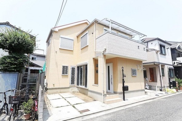 大阪市生野区田島、中古一戸建ての外観画像です