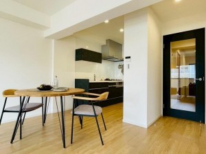 大阪市城東区古市、マンションの居間画像です