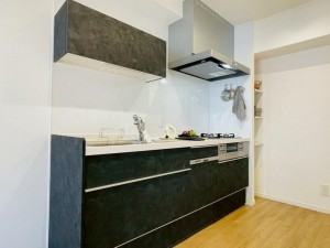 大阪市城東区古市、マンションのキッチン画像です