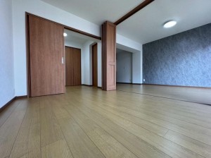 大阪市旭区新森、マンションの寝室画像です