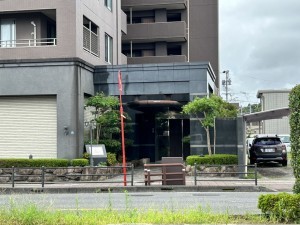 宮崎市神宮東、マンションの外観画像です