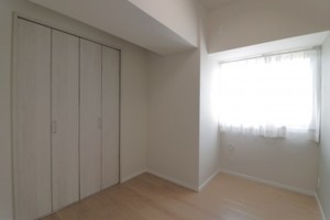 大阪市鶴見区今津北、マンションの子ども部屋画像です