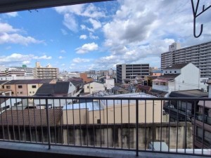 大阪市都島区大東町、マンションのバルコニー画像です