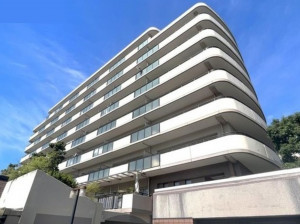 大阪市都島区友渕町、マンションの外観画像です