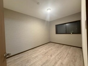 大阪市旭区清水、中古一戸建ての寝室画像です