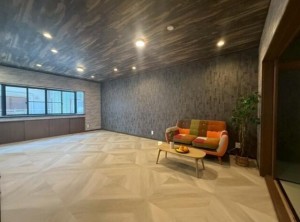 大阪市旭区清水、中古一戸建ての居間画像です