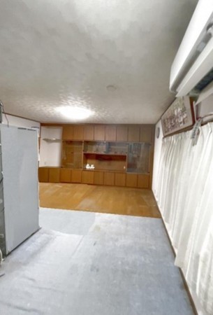 大阪市生野区生野西、中古一戸建ての居間画像です
