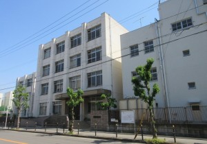 大阪市都島区都島南通、マンションの小学校画像です